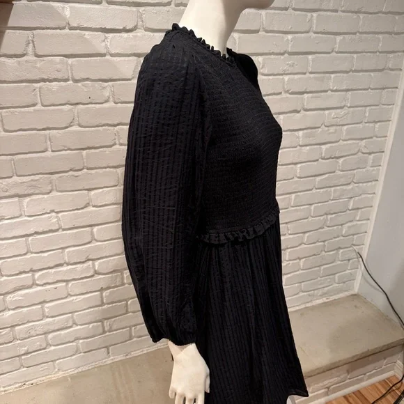 NWT Gianni Bini Black Smocked Mini Dress M Long Sleeve Boho Ruffle Flowy Chic - Picture 4 of 9
